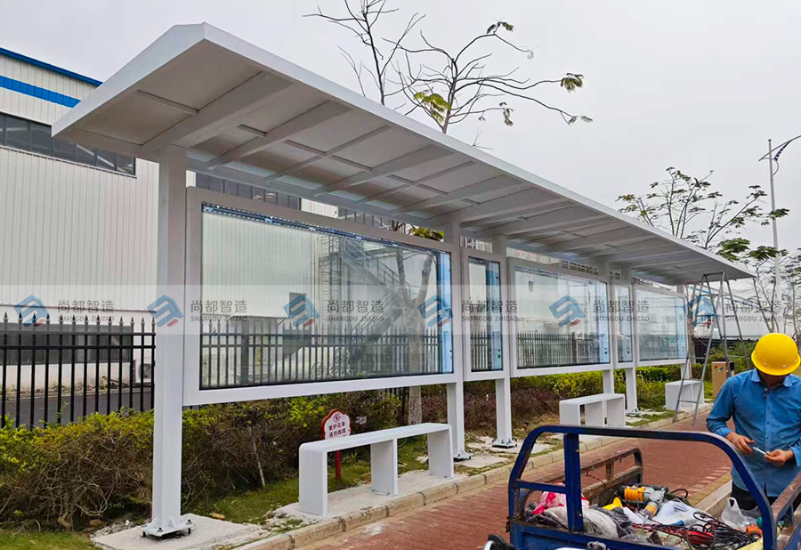 广东东莞——候车亭