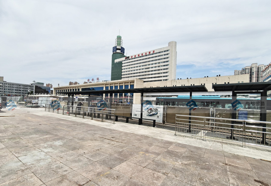 城市枢纽通廊式候车亭｜济南老火车站实景落地案例